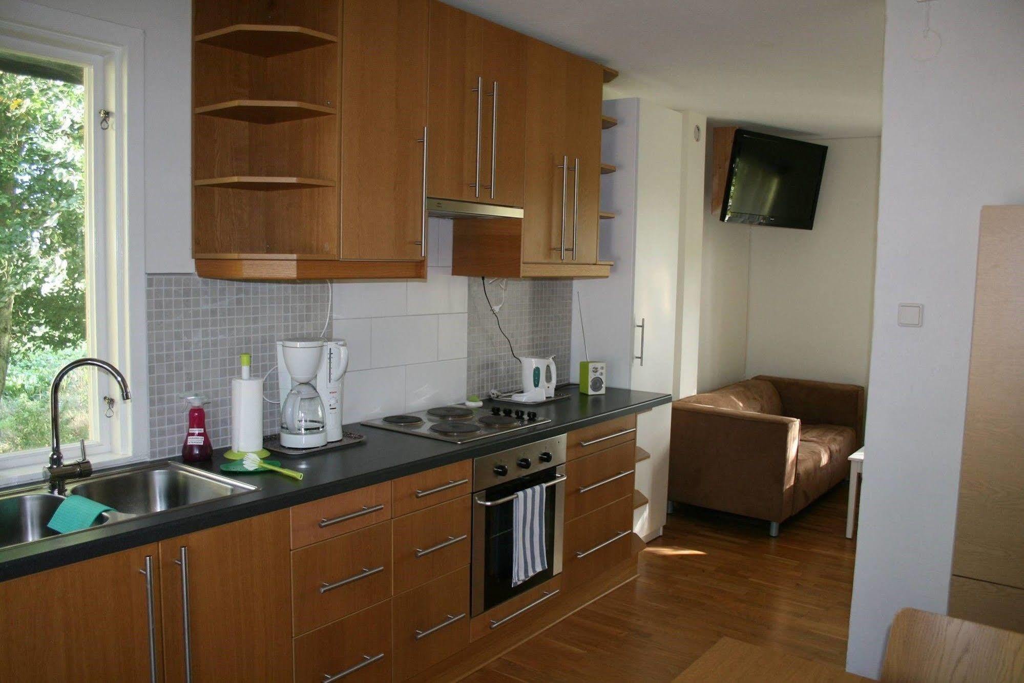 Lilla Huset Pa Slaetten *